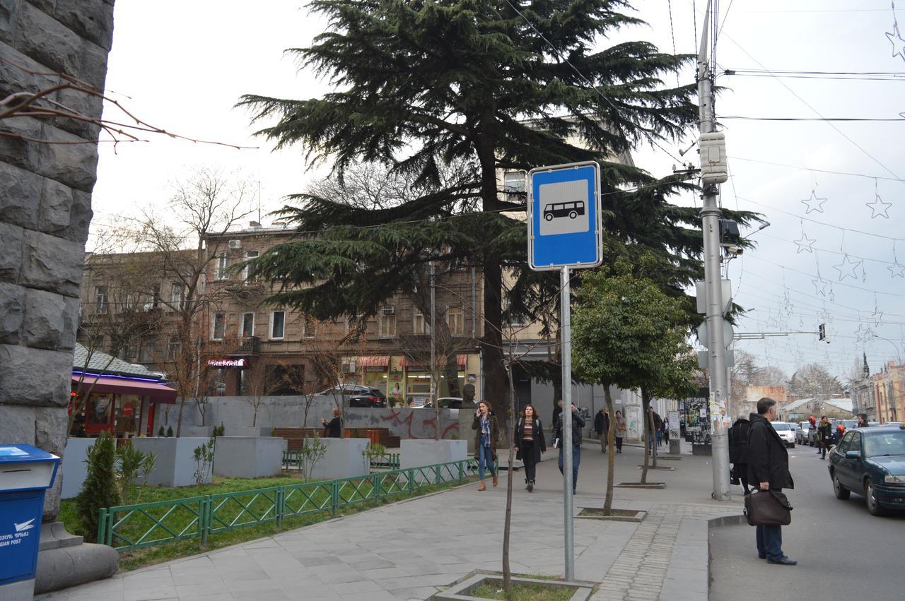 Amoun Hostel Tbilisi Eksteriør billede