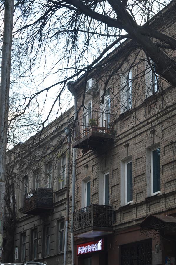 Amoun Hostel Tbilisi Eksteriør billede